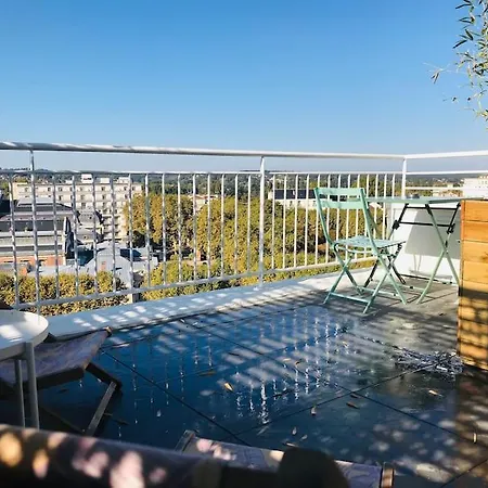 *astoria 7* Rooftop Cosy A Apartment *